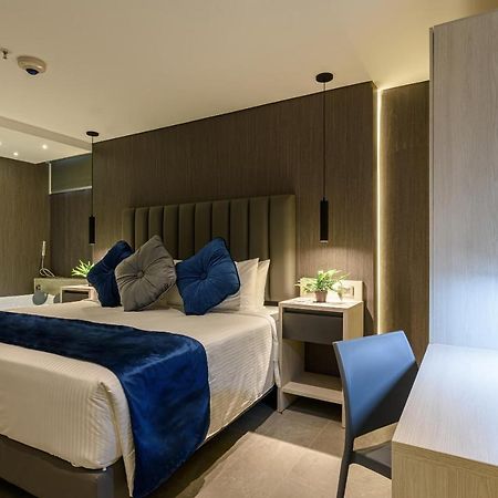 4 Sur Hotel 麦德林 外观 照片