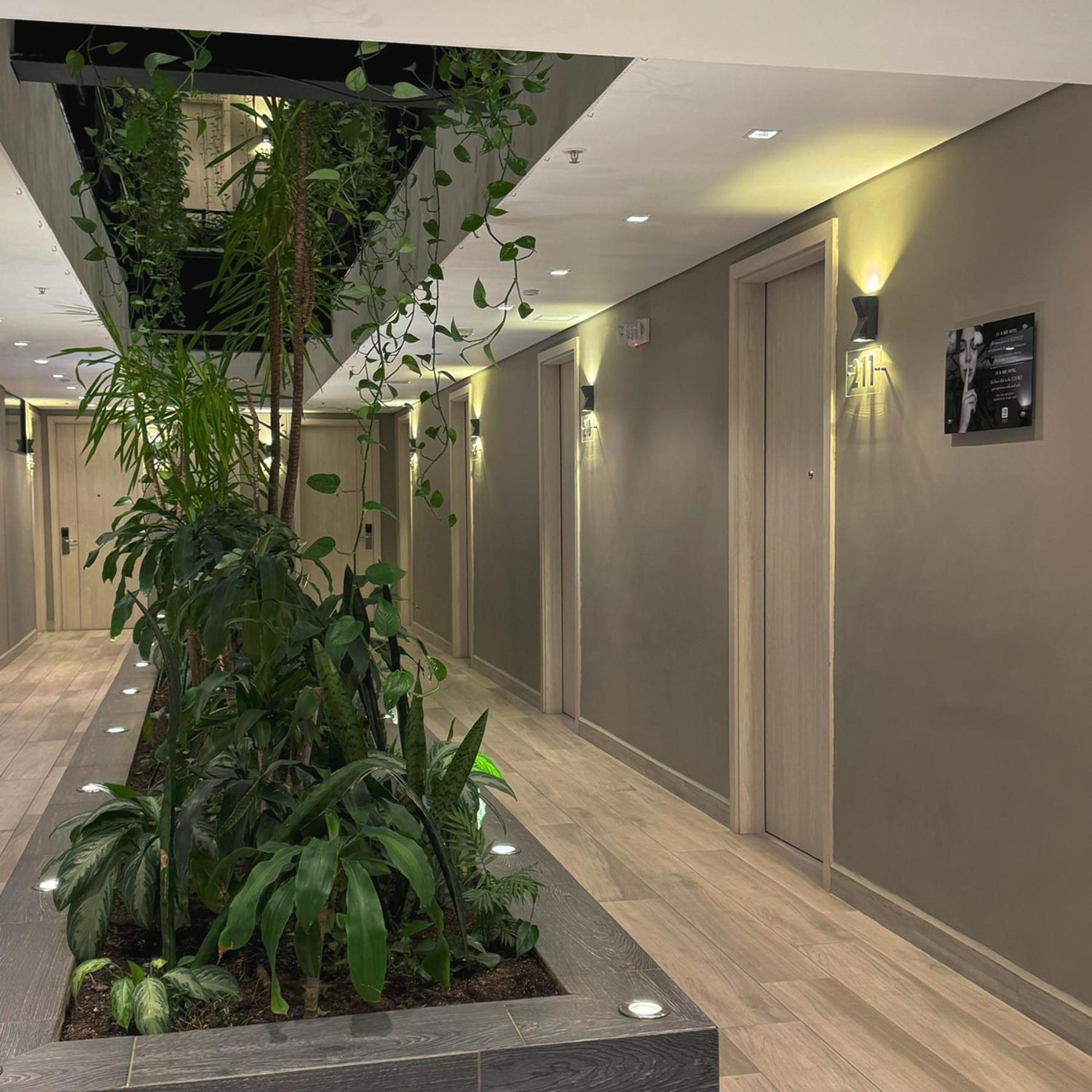 4 Sur Hotel 麦德林 外观 照片