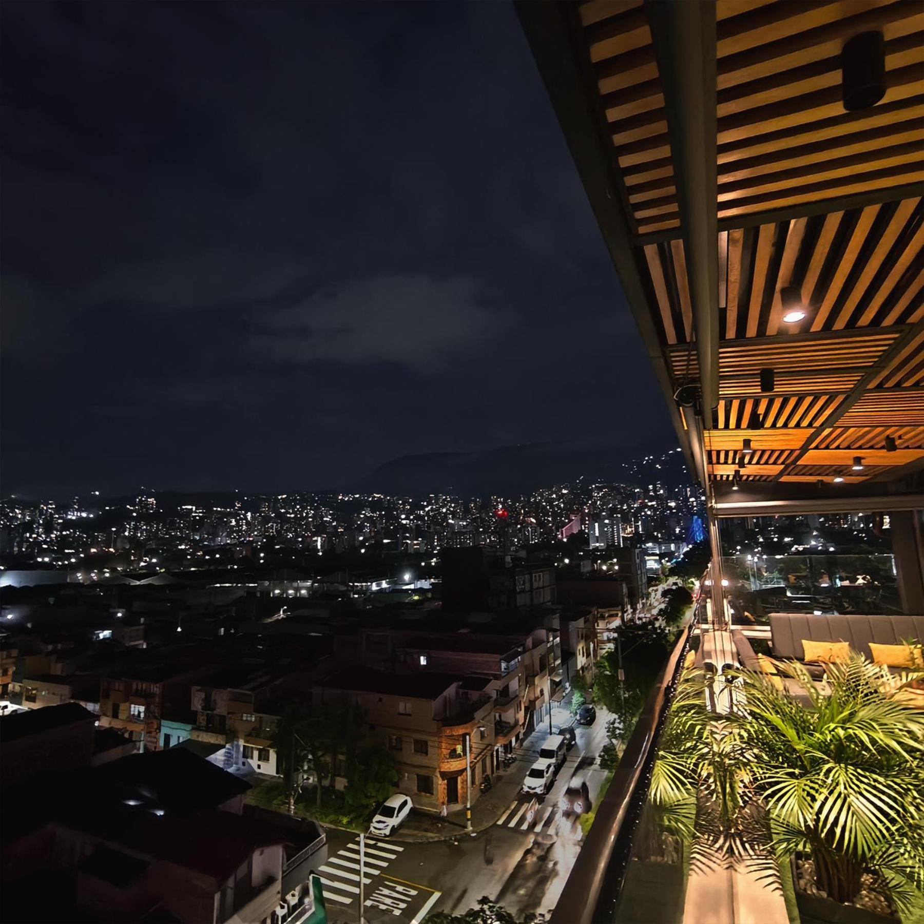 4 Sur Hotel 麦德林 外观 照片